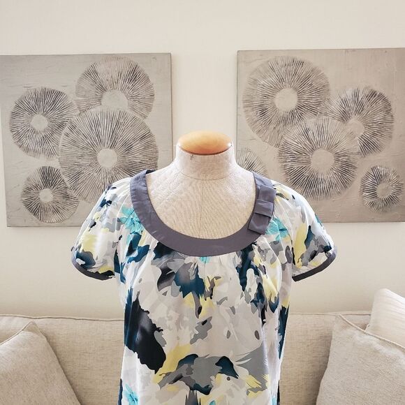 Vertigo Paris Evening Floral Scoop Neck Print Mini Dress Size Sm - Picture 4 of 13